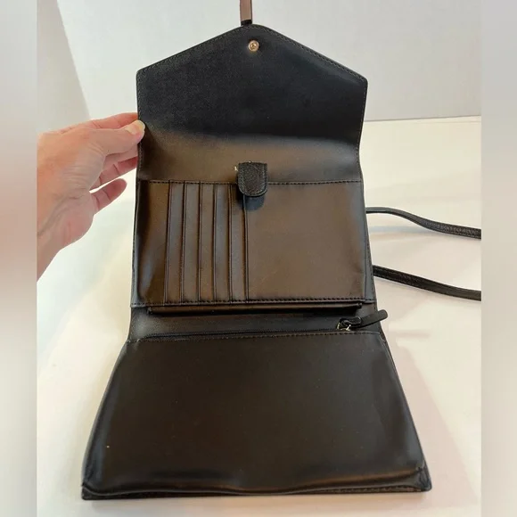 Kate Spade Perforated Envelope Style Crossbody/Wallet Black NWOT - Picture 5 of 7